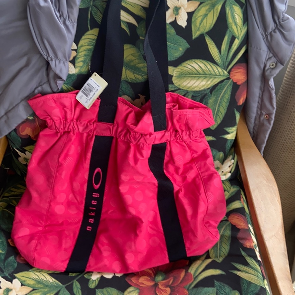 Oakley tote NEW